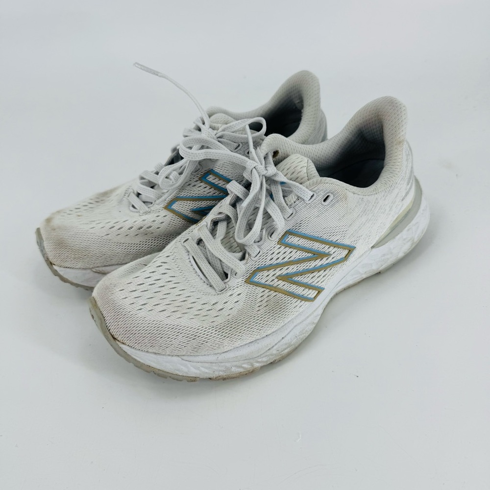 CLEARANCE New Balance‎ Running Shoes White Gray Athletic Sneakers Size 7.5